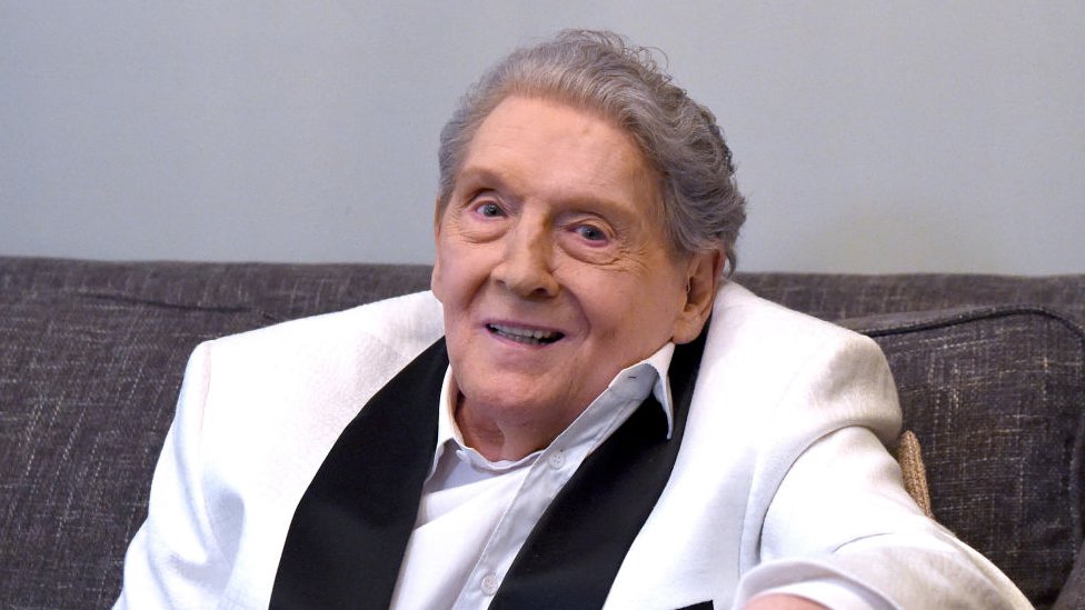 Muere Jerry Lee Lewis, uno de los grandes pioneros del rock and roll y autor de Great Balls of Fire