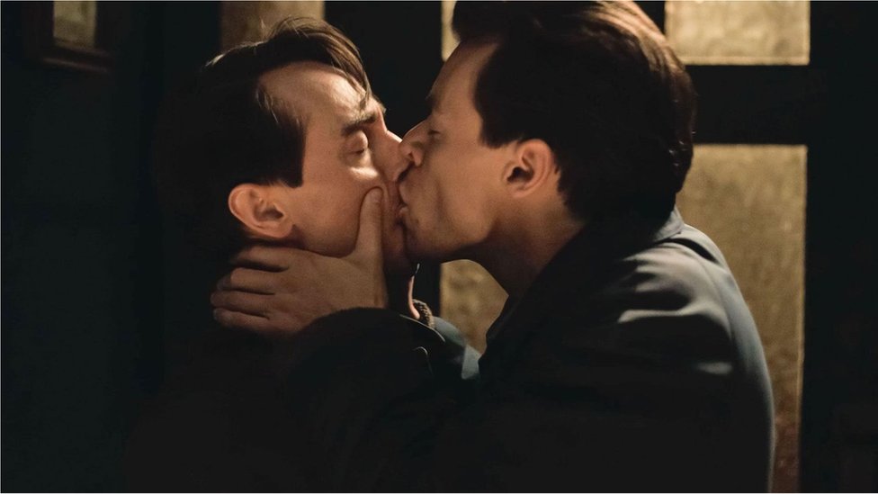 El tabú que aún pesa sobre el sexo gay en el cine