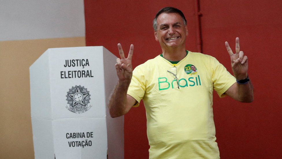 Elecciones en Brasil: Bolsonaro guarda silencio pero sus aliados reconocen la derrota frente a Lula
