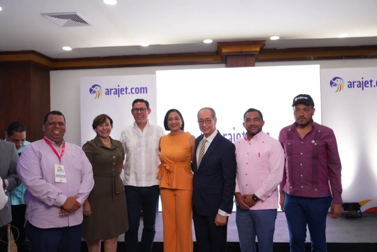 Arajet presenta su modelo de negocios en la Bolsa Turística del Caribe