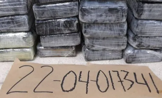 Incautan 23 paquetes de cocaína en Barahona