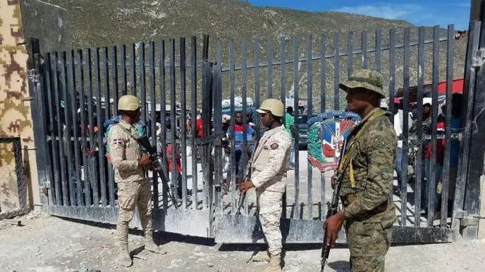 Dirigente de Fuerza del Pueblo afirma que continúa el tráfico de haitianos por la frontera