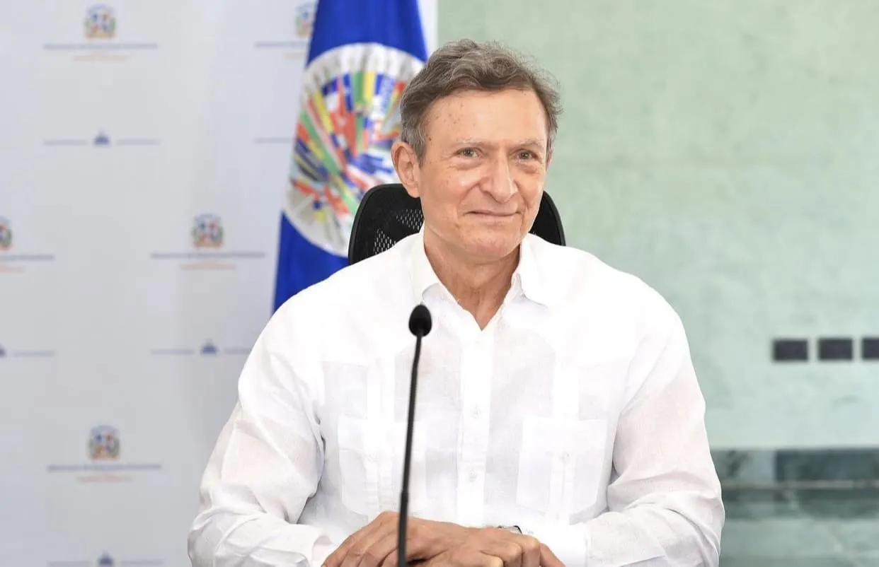 Roberto Álvarez hablará en la OEA sobre Haití, periodismo y otros temas