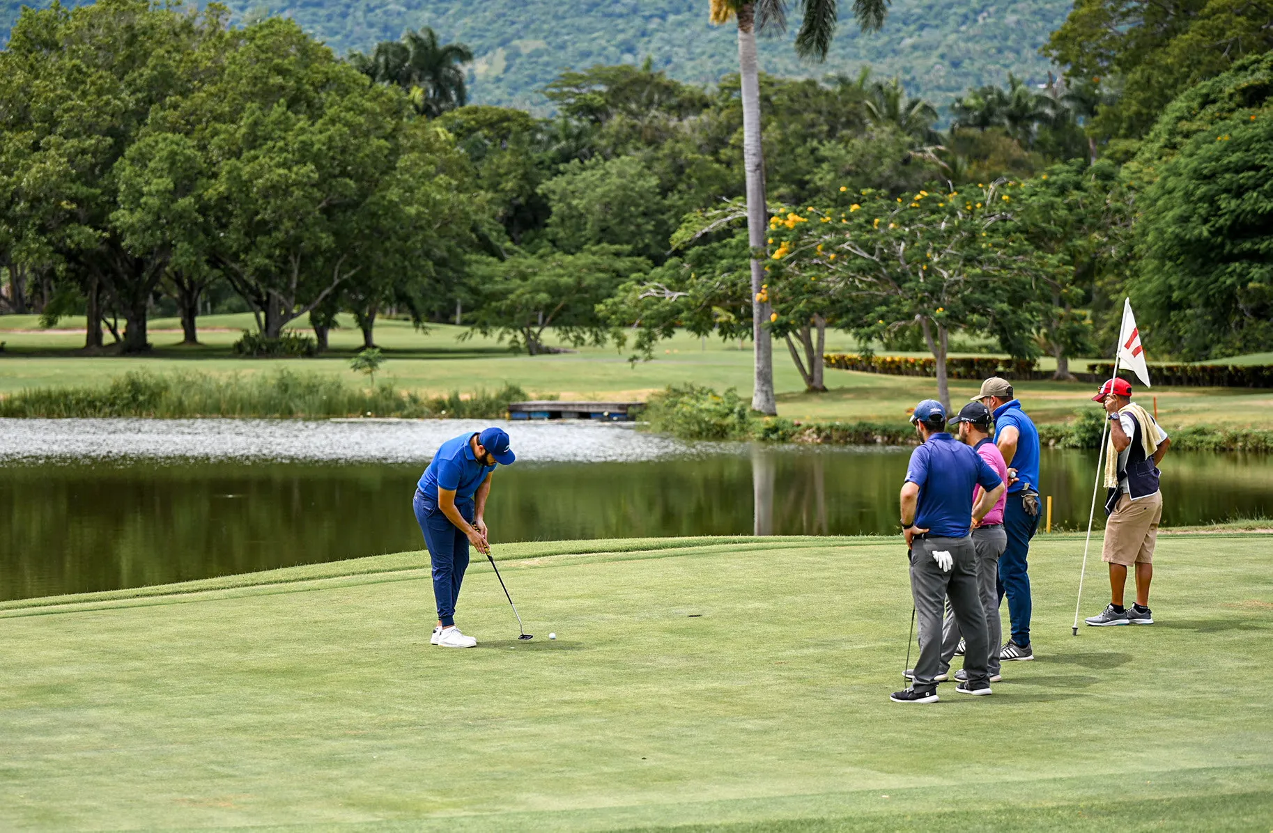 Realizan primer torneo Blue Charity Golf Tournament