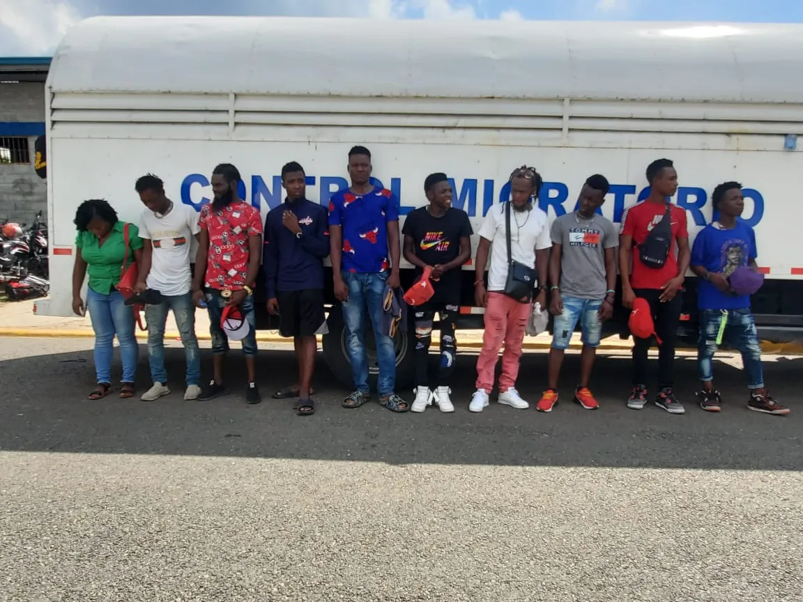 Migración informa deporta entre 300 y 700 haitianos cada día 