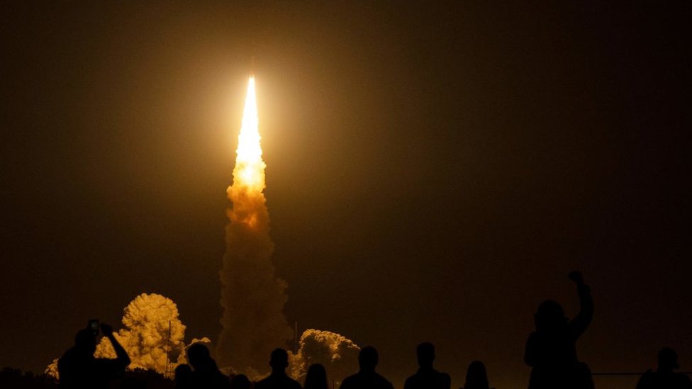 Misión Artemis: la NASA lanza su cohete más potente jamás construido para volver a la Luna