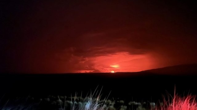 Mauna Loa de Hawái: el mayor volcán activo en el mundo entra en erupción por primera vez en casi 40 años
