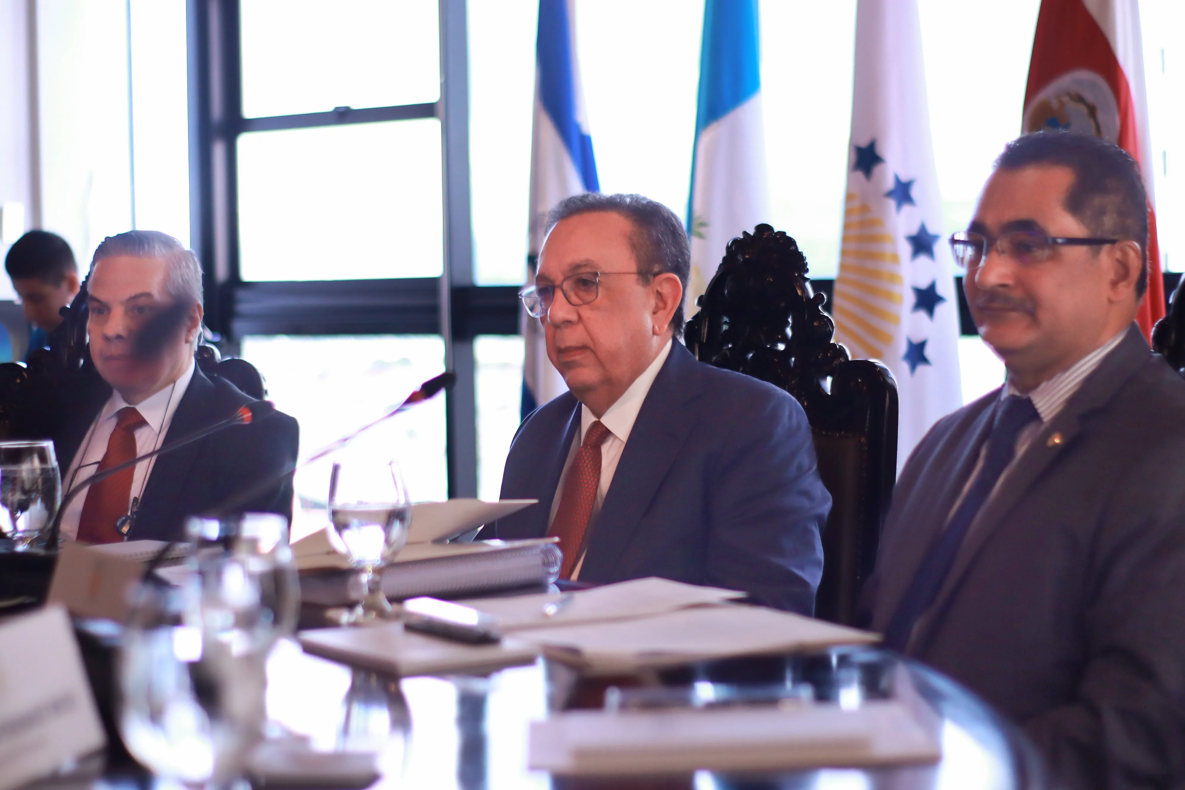 Valdez Albizu elegido presidente del Consejo Monetario Centroamericano 