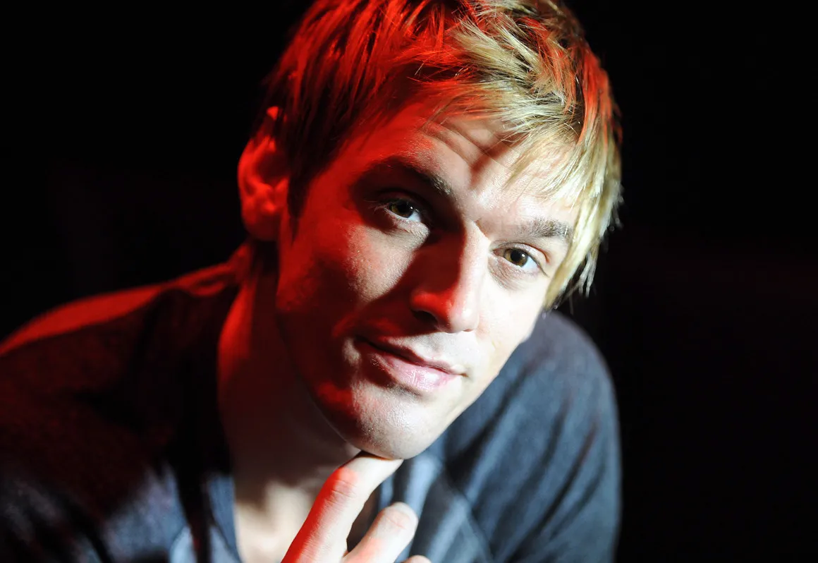 Nick Carter, roto de dolor tras la muerte de su hermano pequeño Aaron