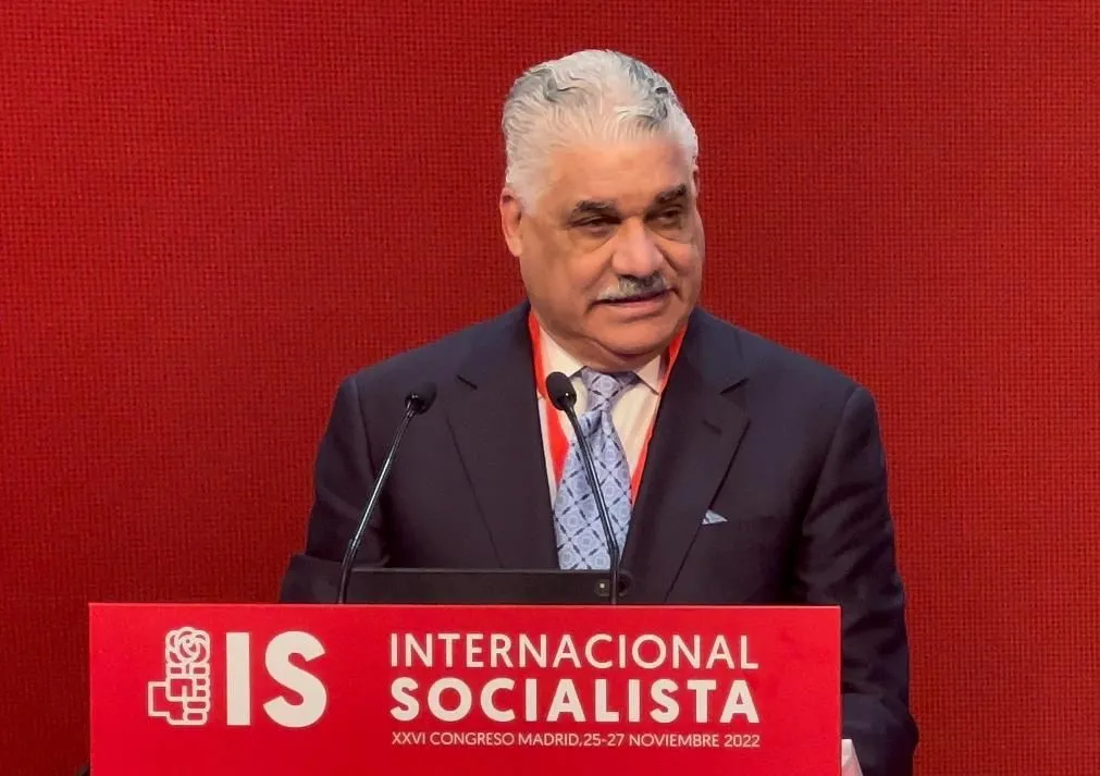 Internacional Socialista elige a Miguel Vargas como presidente de honor