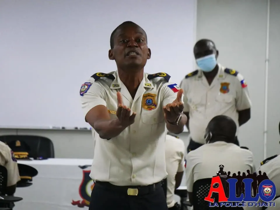 Asesinado director de la Academia de Policía de Haití