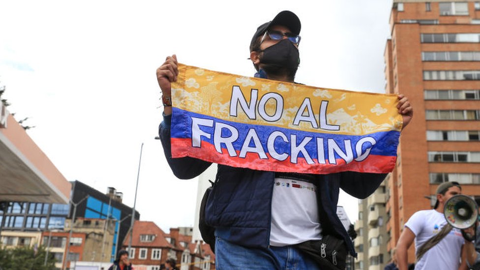 Cómo podría Colombia dejar realmente la explotación de carbón y petróleo