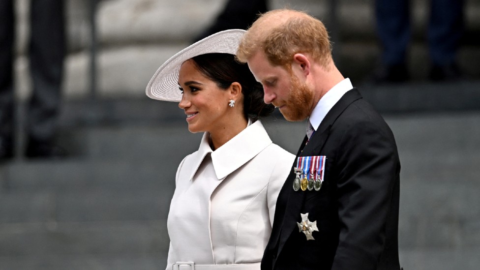 No más que un truco: el príncipe Harry y Meghan Markle critican la disculpa del The Sun por la columna de Jeremy Clarkson