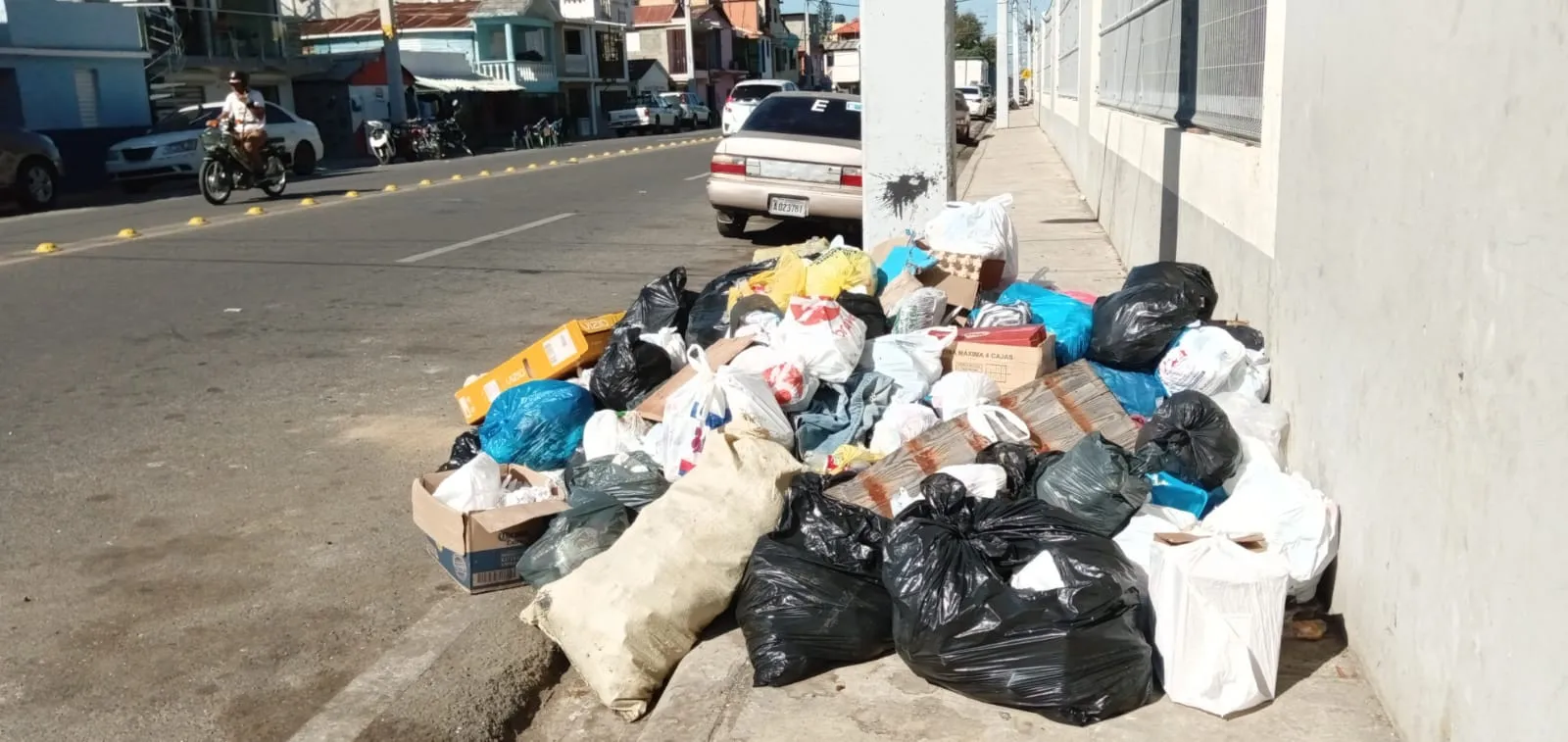 Un dominicano produce un kilogramo diario de desechos sólidos