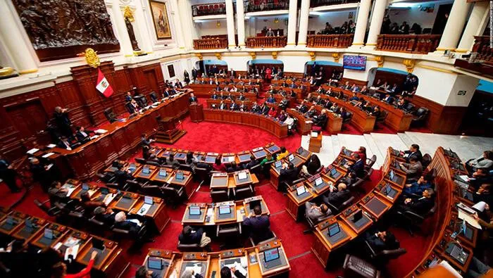 Parlamento de Perú aprueba reconsiderar proyecto de adelanto de elecciones