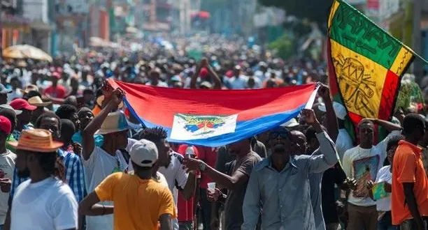 Francia debería reembolsar más de 28 billones de dólares a Haití