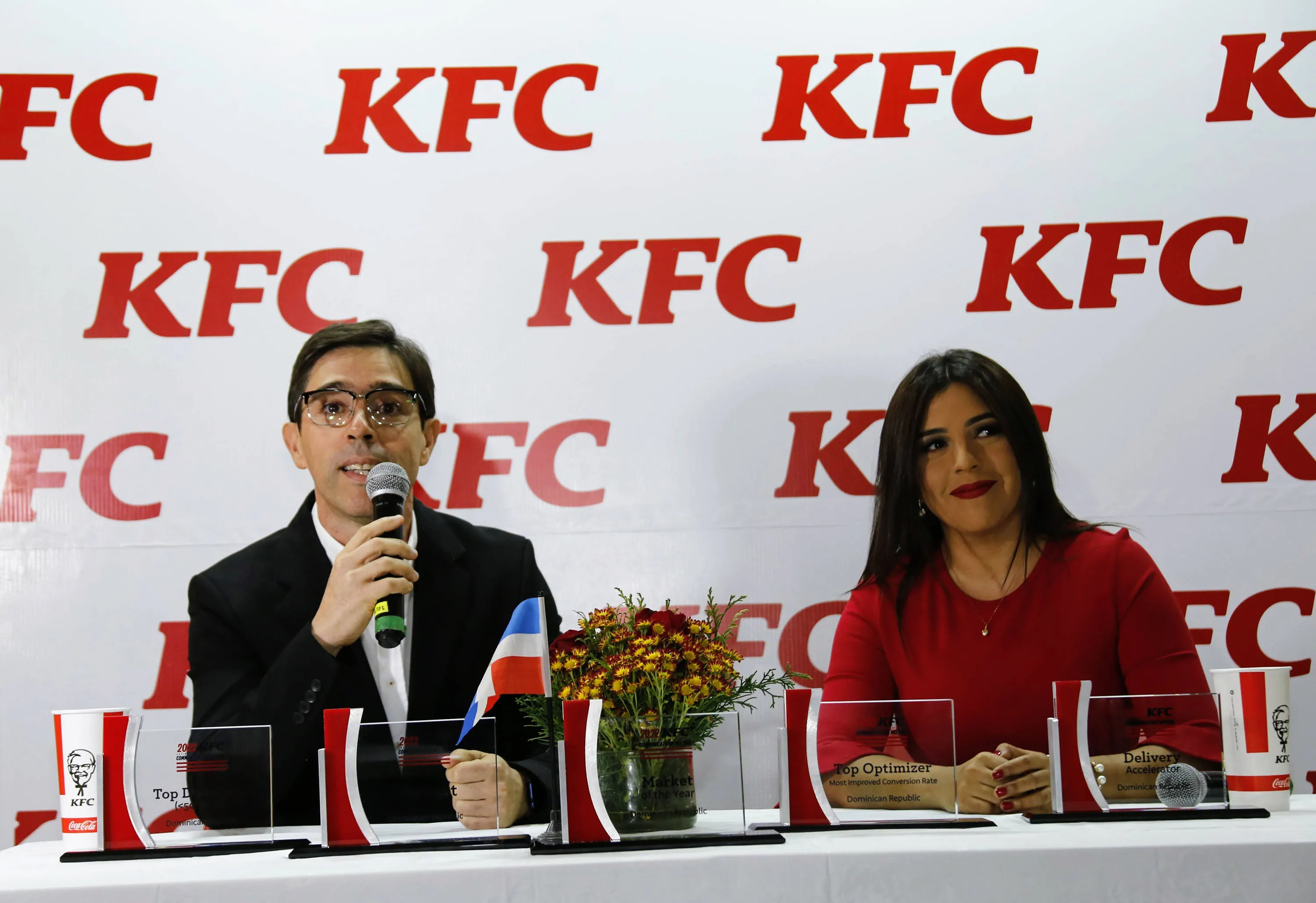 KFC anuncia 4 nuevos restaurantes en 2023; cierra este año con 40 en todo el país