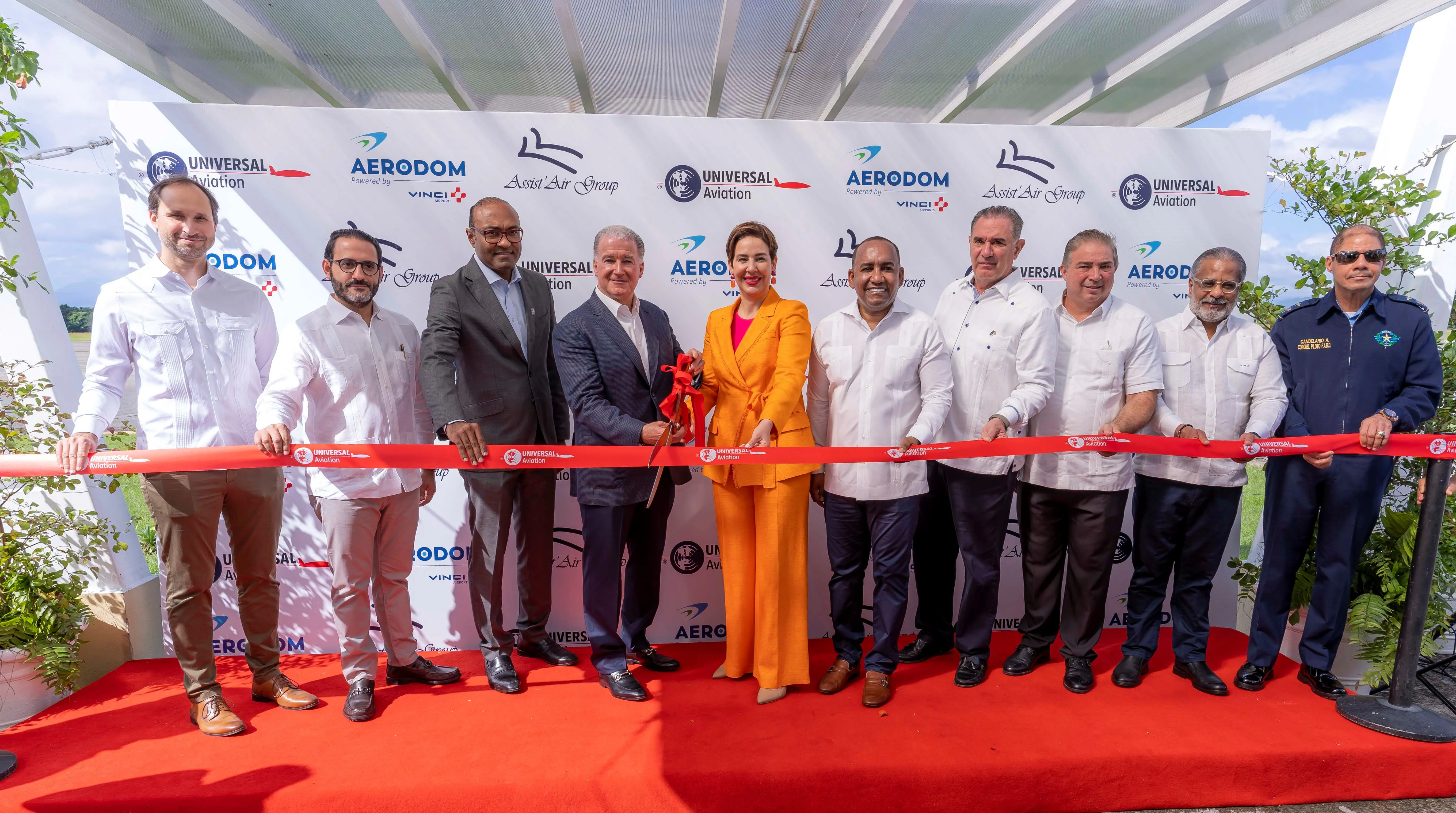 Universal Aviation asume gestión de vuelos ejecutivos del Aeropuerto La Isabela