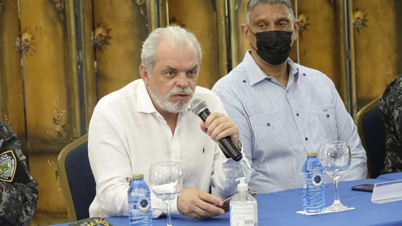 Corrupción en la PN era dirigida desde la dirección general hasta el último raso, dice Vila del Castillo