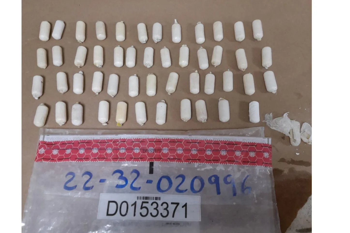Encuentran 49 bolsitas de cocaína en estómago de un pasajero en el Aeropuerto de las Américas