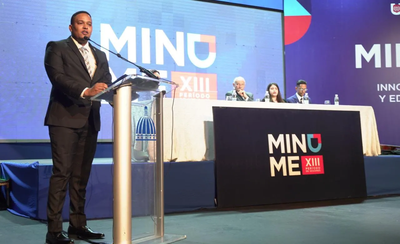Minerd inicia Modelo de las Naciones Unidas 2022; insta a estudiantes a ser agentes de cambio