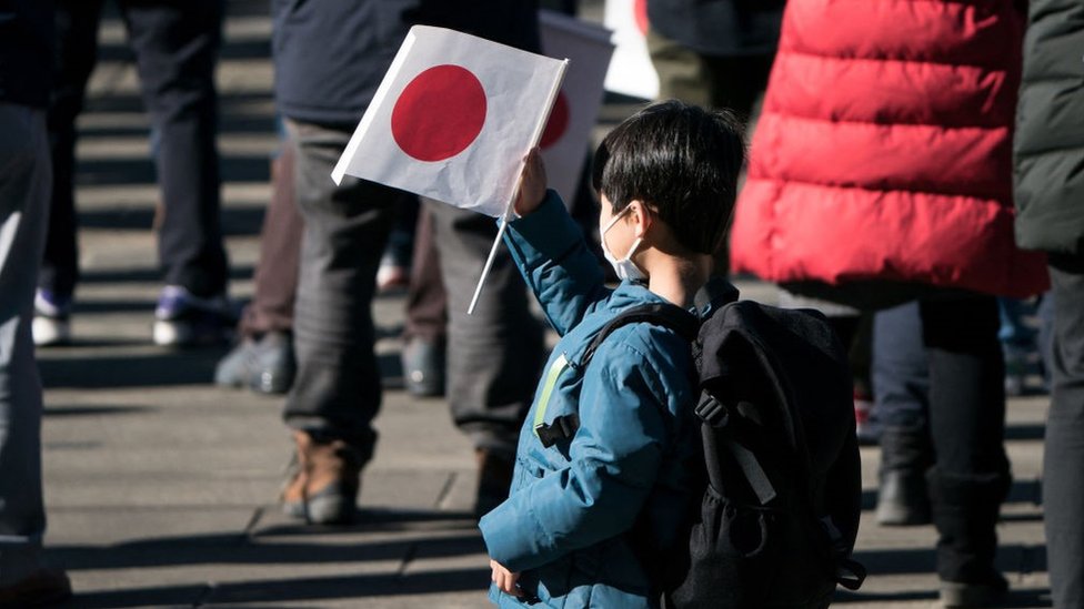 Japón está en un punto crítico para poder continuar funcionando como sociedad: la advertencia del primer ministro japonés Fumio Kishida