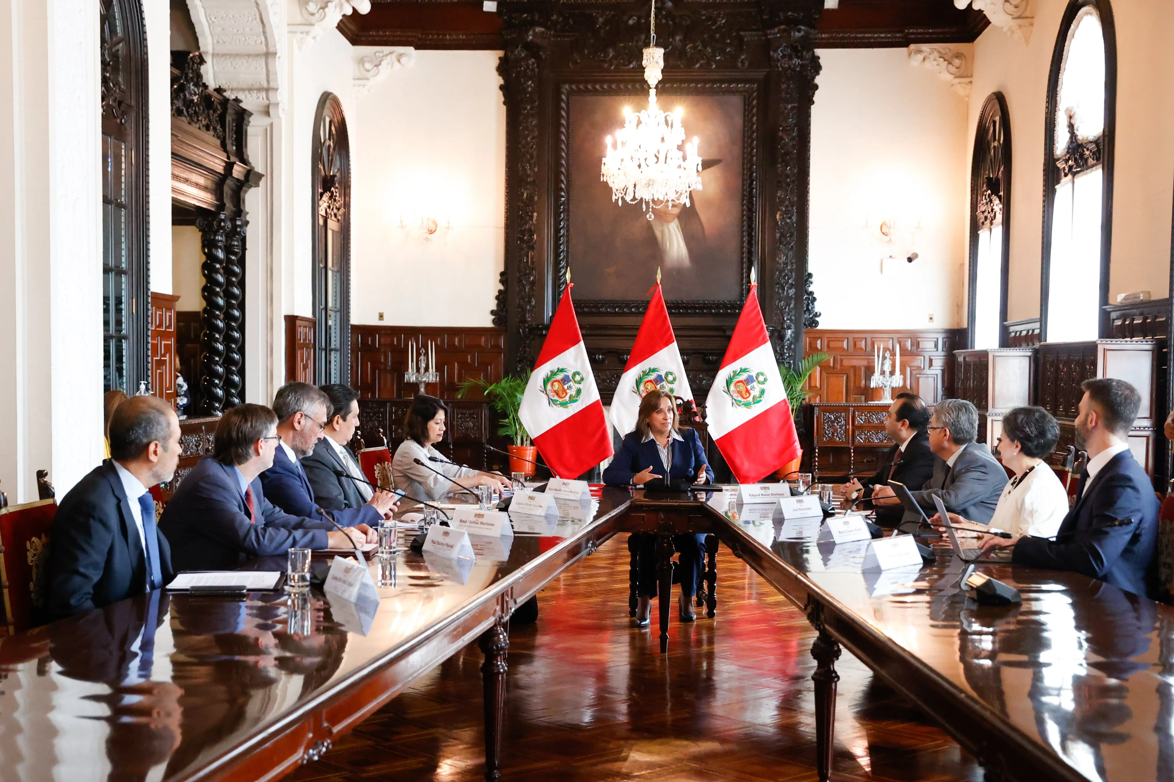 La CIDH llega a enlutado Perú y primero visita a la presidenta