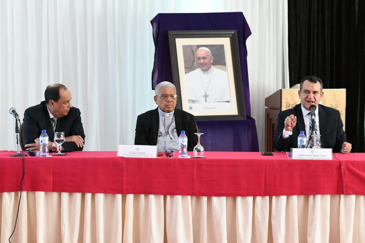 JCE motiva a obispos para que feligresía se integre a los colegios electorales