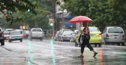 Onamet anuncia lluvias para esta tarde en el interior del país