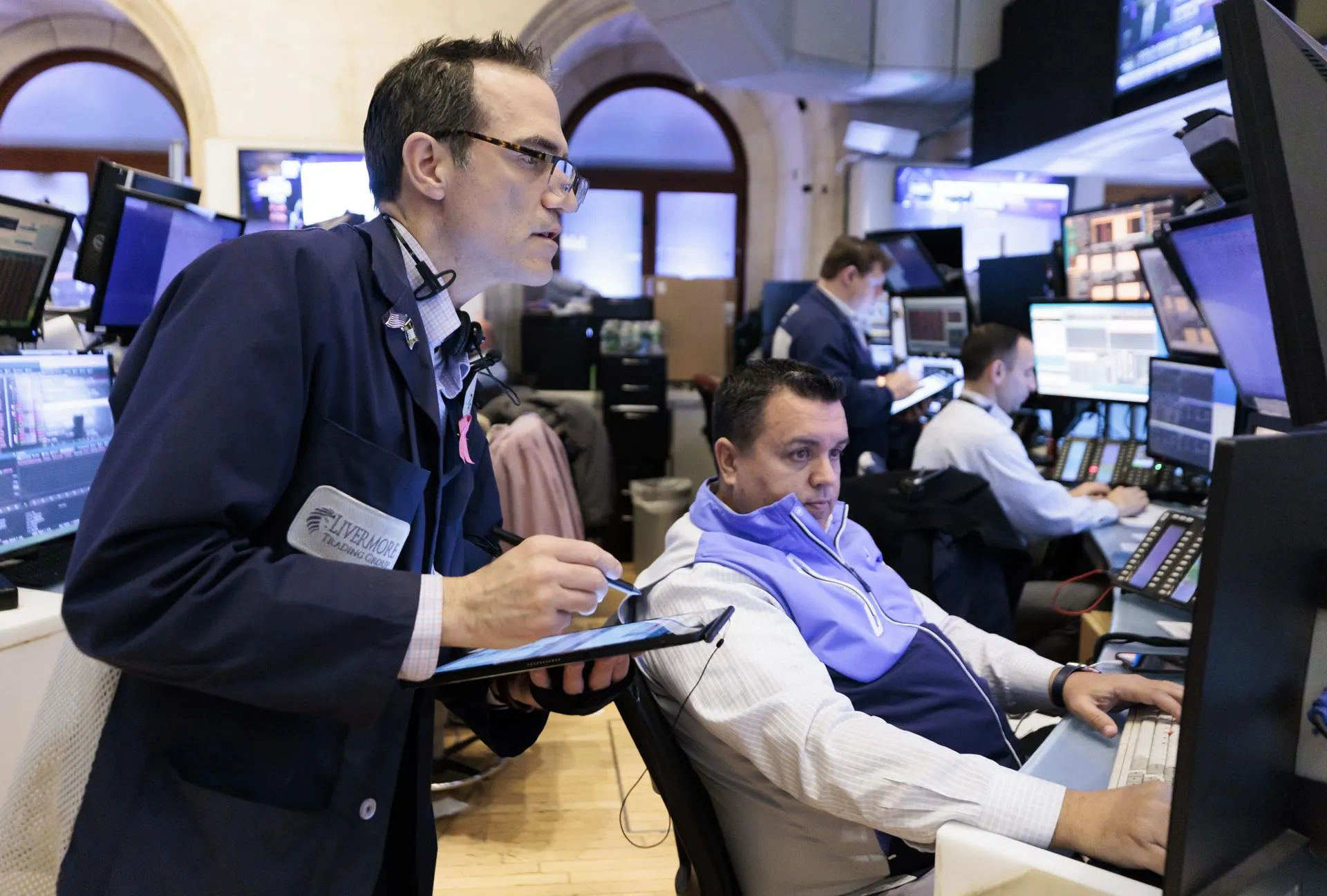 Wall Street cierra en rojo la jornada y regresa el pesimismo por pérdidas en febrero