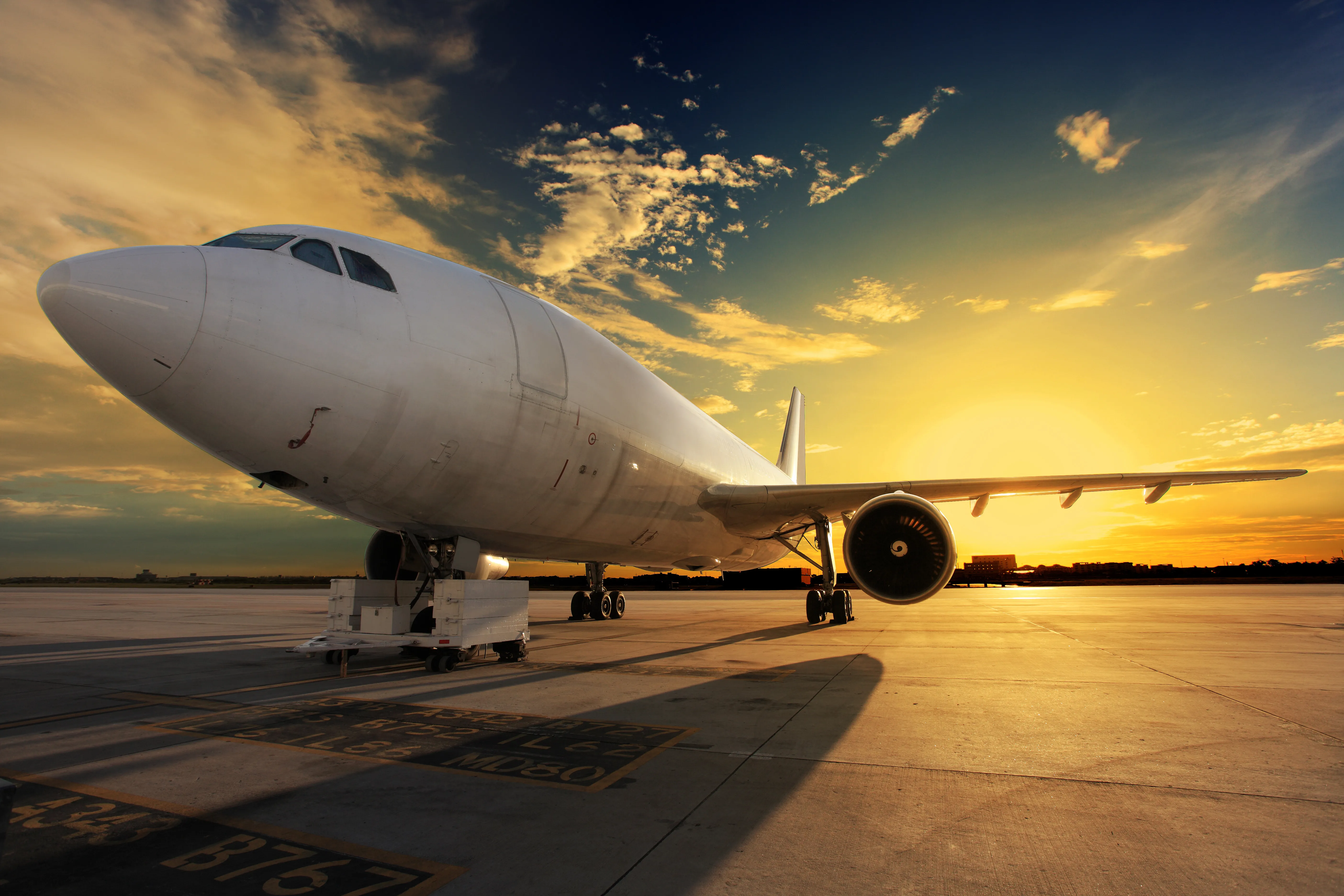 Asociación de líneas aéreas propone agregar eliminación de algunos impuestos a anteproyecto de ley 