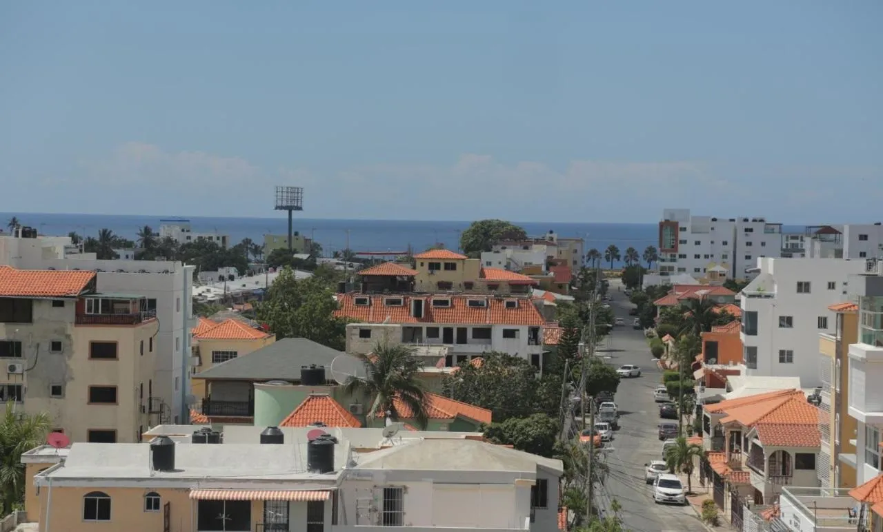 Los Corales de Santo Domingo Este, 24 horas sin energía eléctrica