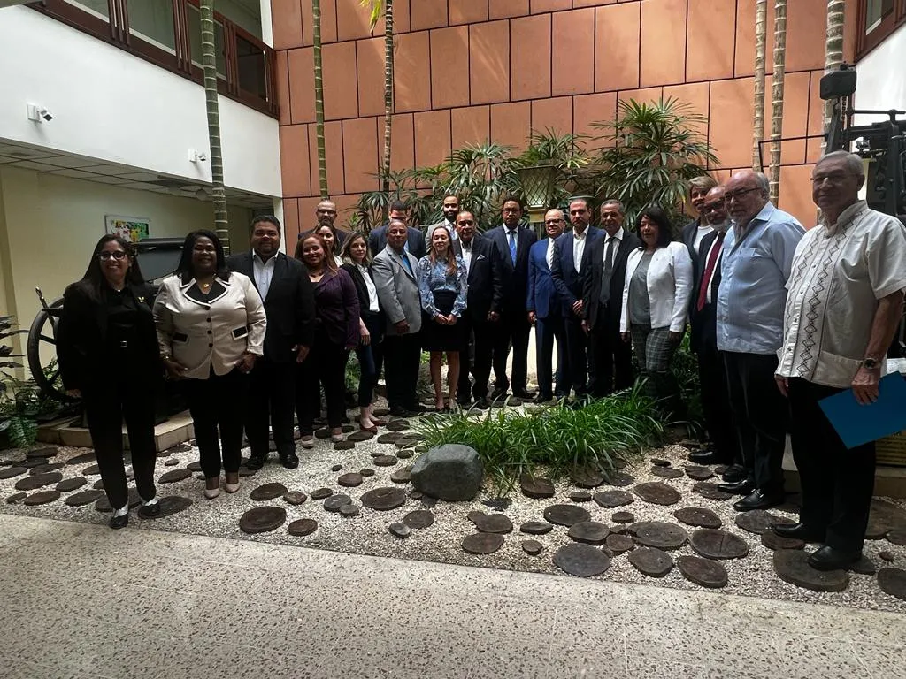 CCLEX presenta proyecto de ley para la libertad de expresión en RD