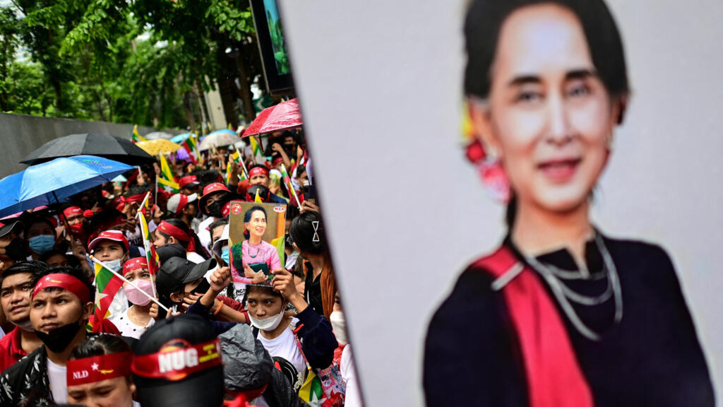 La junta birmana disuelve el partido de la Nobel de la paz Aung San Suu Kyi