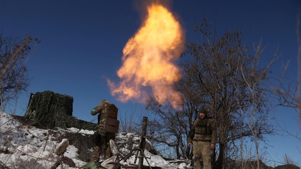 Ucrania dice que su contraofensiva en Bakhmut iniciará muy pronto: Rusia presiona con más ataques