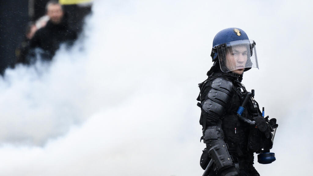 En Francia los manifestantes se exponen a un arresto