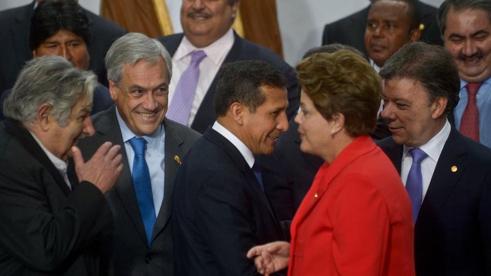 Qué países de América Latina mantienen pensiones vitalicias para sus expresidentes (y por qué son cada vez más controvertidas)