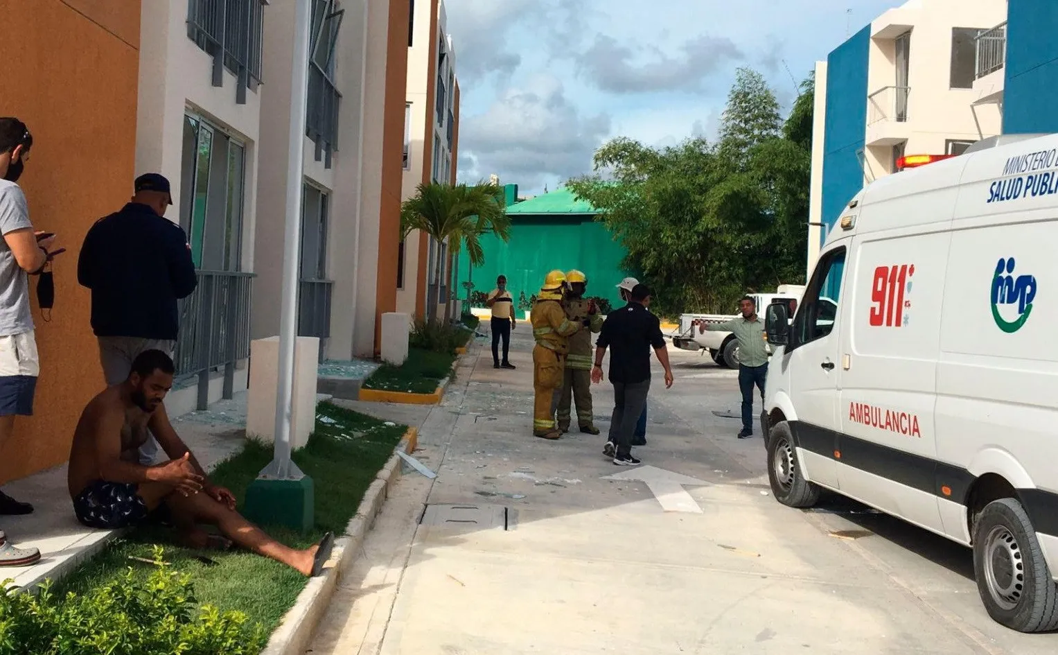 Cinco personas heridas por explosión tanque de gas en Punta Cana