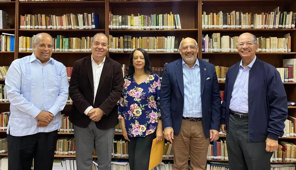Unión de Escritores Dominicanos propone modificar las bases  del Premio Nacional de Literatura