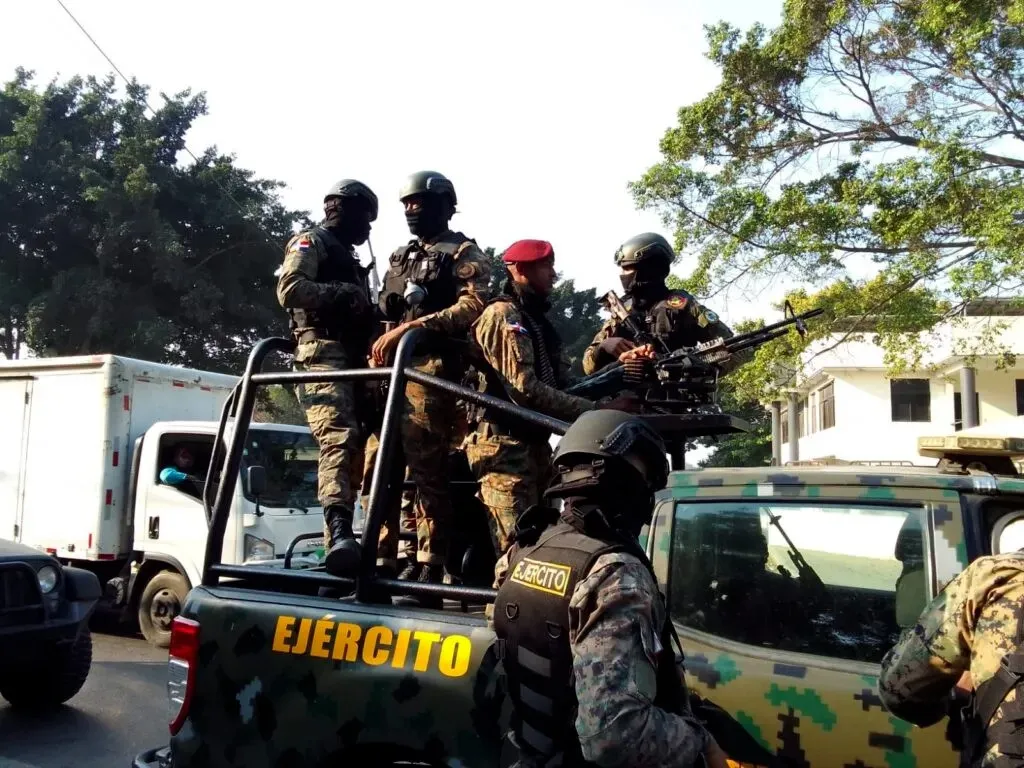 Huelga en Navarrete: supuestos saqueos y enfrentamiento con militares