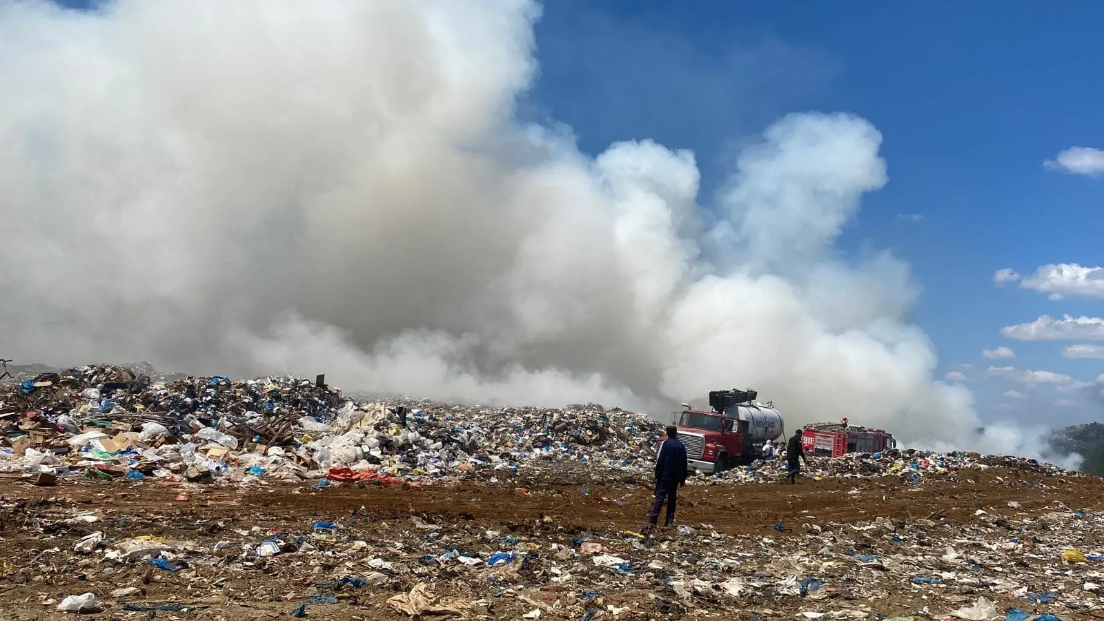 Jarabacoa, en estado de emergencia por incendio en vertedero