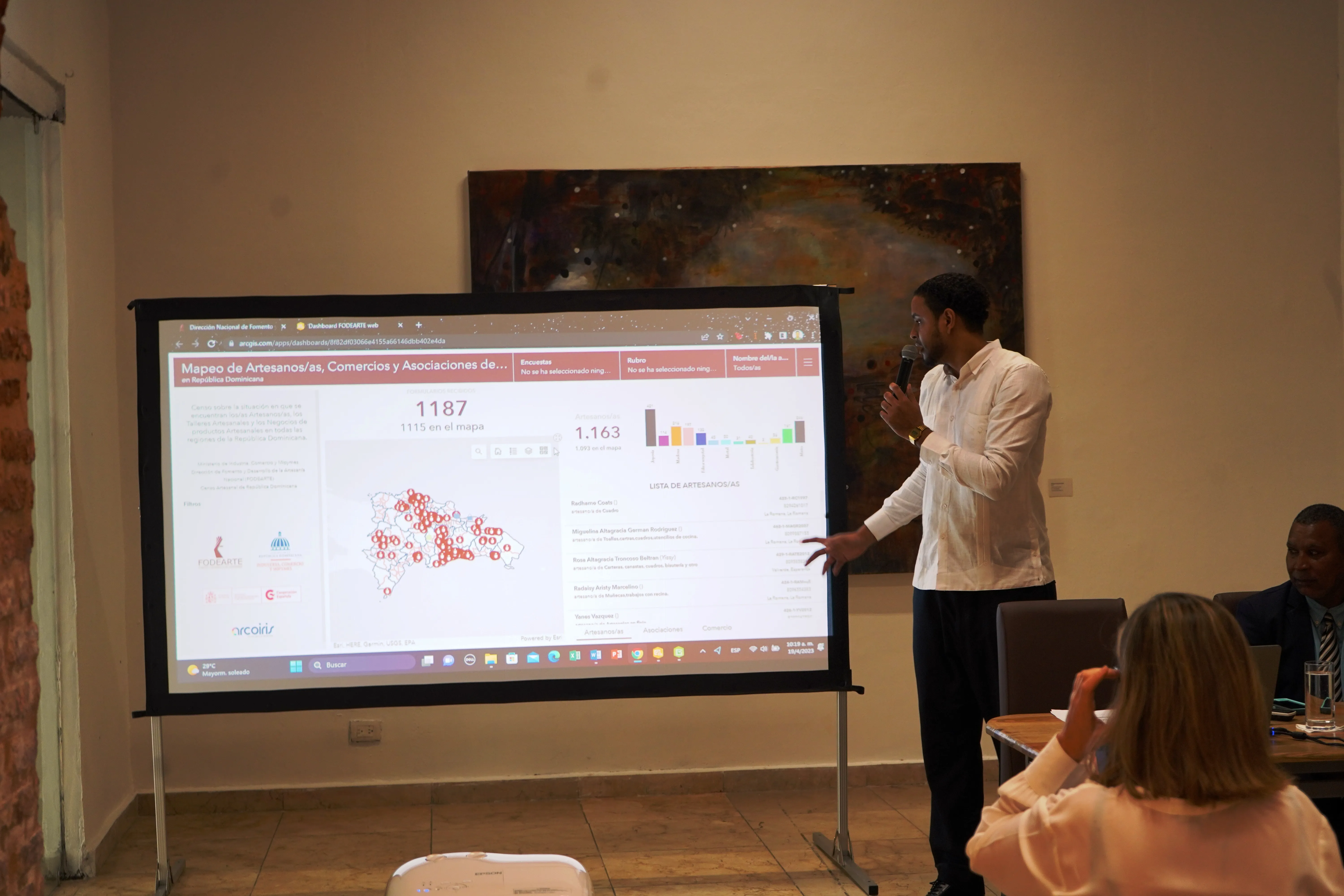 Presentan plataforma de datos abiertos sobre la industria de la artesanía dominicana