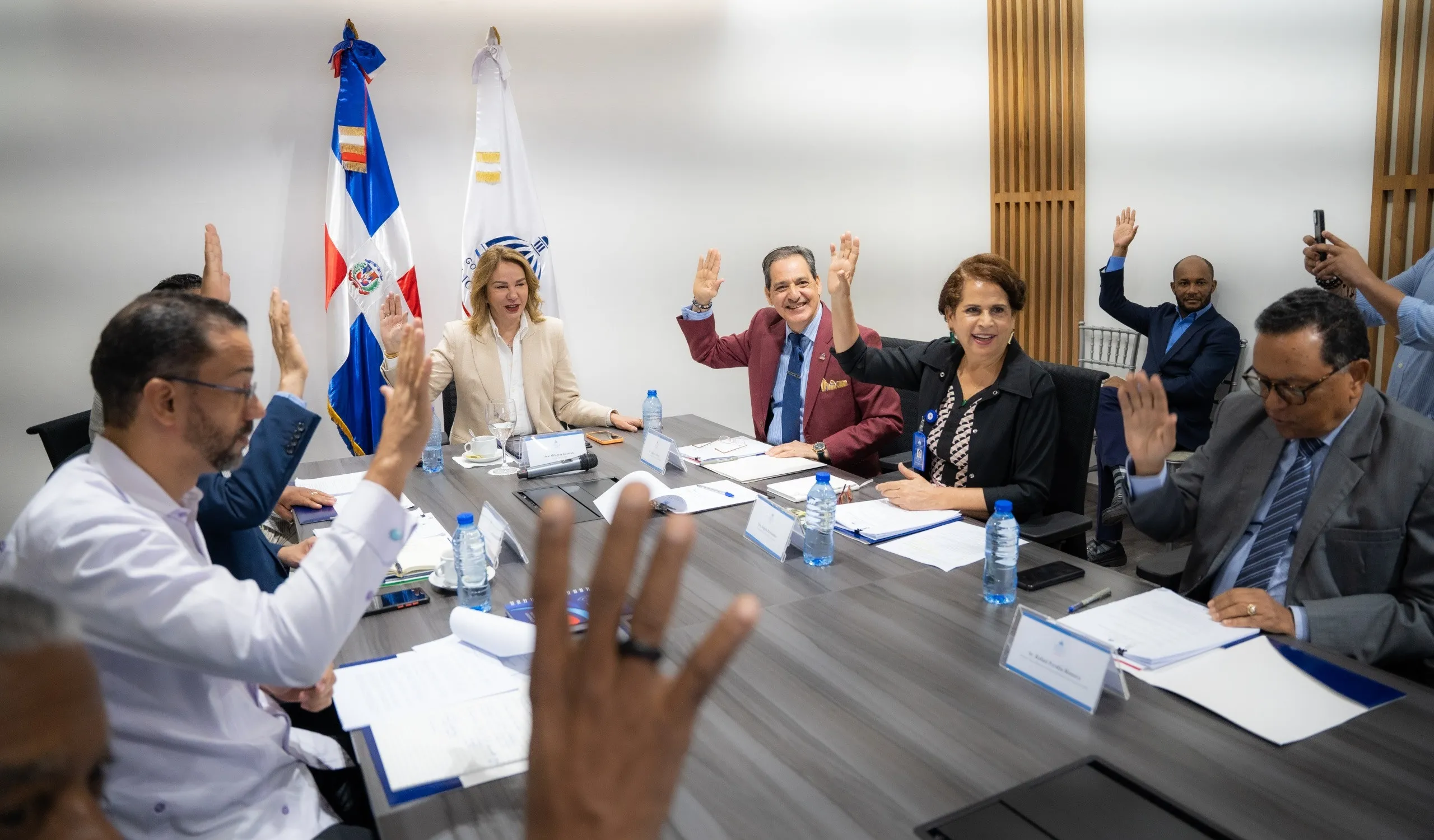 Histórica reunión del Consejo para la Política del Libro, la Lectura y las Bibliotecas