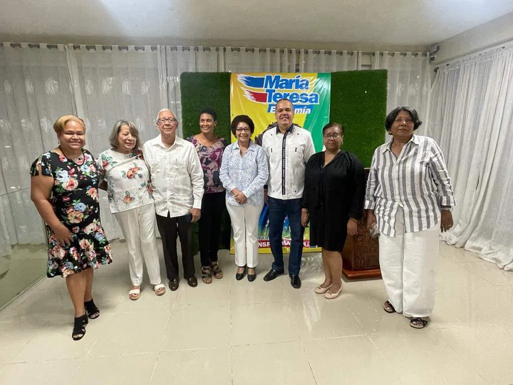 María Teresa recibe apoyo de ciudadanos y ciudadanas en San Cristóbal