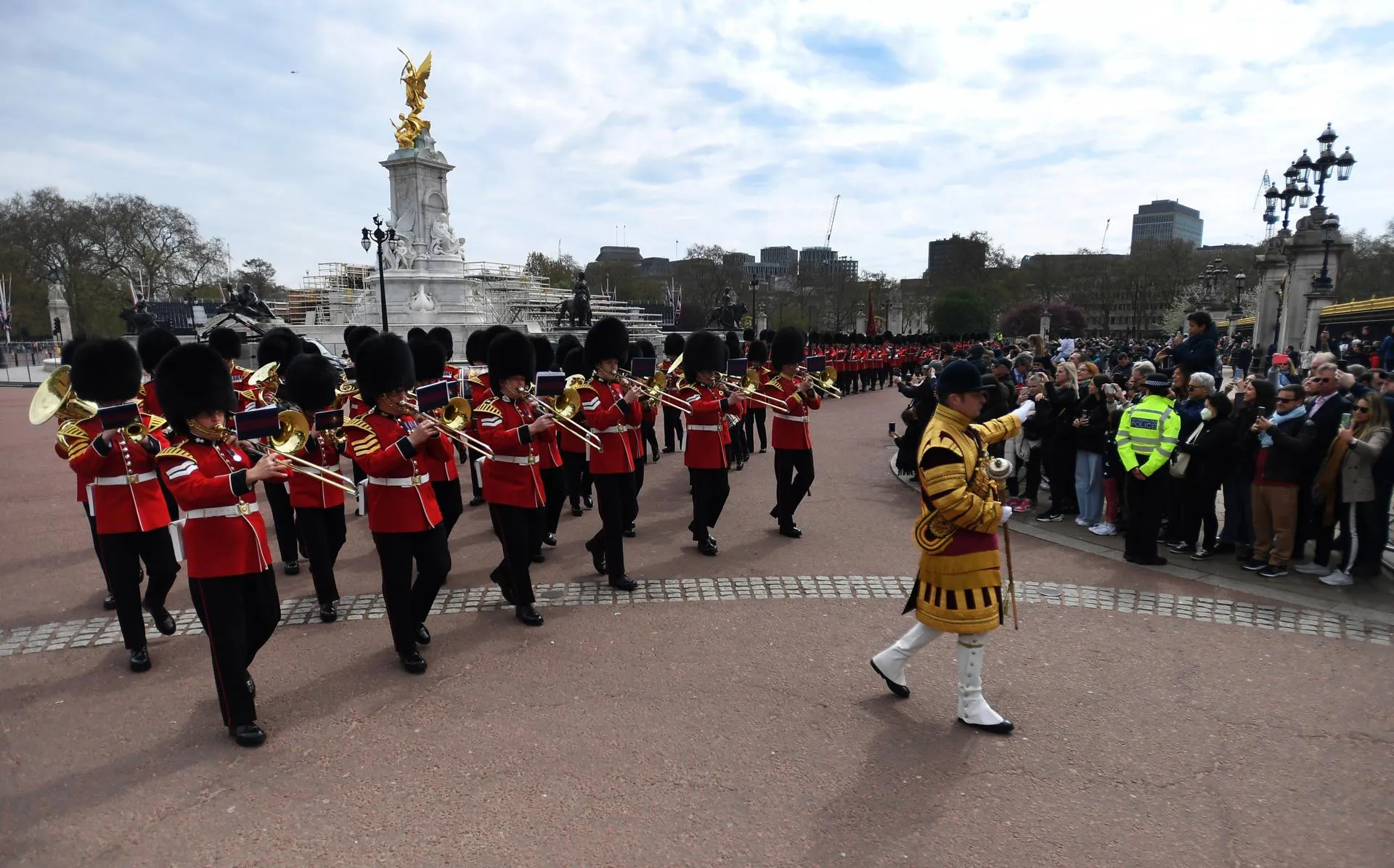 Abinader viaja a Londres a la coronación del rey Carlos III