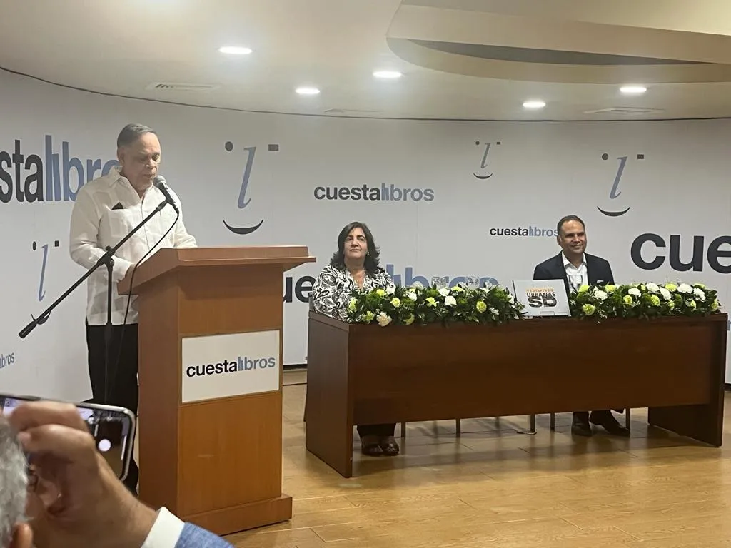 Arquitecto Cristóbal Valdez pone en circulación el libro “Visiones urbanas del Gran Santo Domingo”