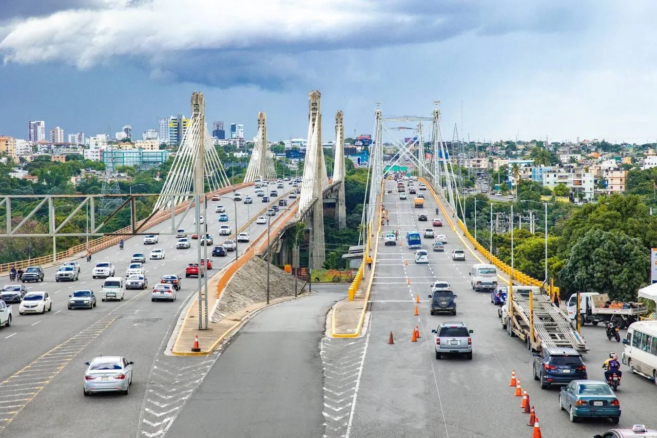 Obras Públicas someterá a estudios principales puentes de Santo Domingo