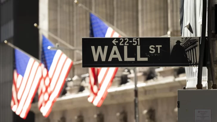 Wall Street abre en verde, en camino a una nueva semana de ganancias