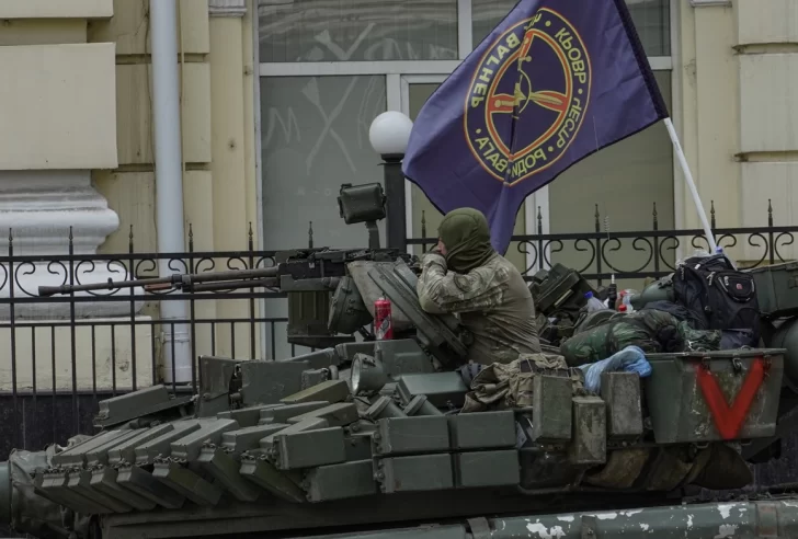 Grupo Wagner entrega su armamento al Ministerio de Defensa ruso