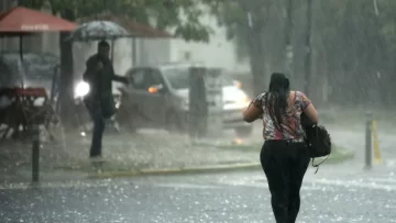 Veintisiete provincias en alerta por las lluvias que continuarán este lunes